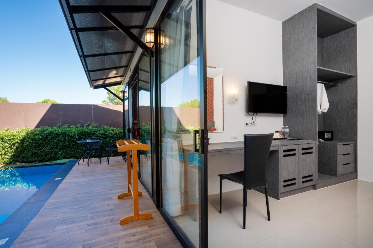 Thames Tara Private Pool Villa Rawai Phuket - Sha Extra Plus Exterior photo